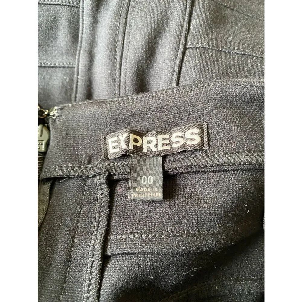 Express Stretch Skirt  - Picture 6 of 9